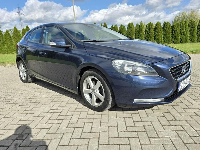 Volvo V40 1,6hdi Navigacja.Ledy.Tempomat.Parktronic.Hak.Okazja