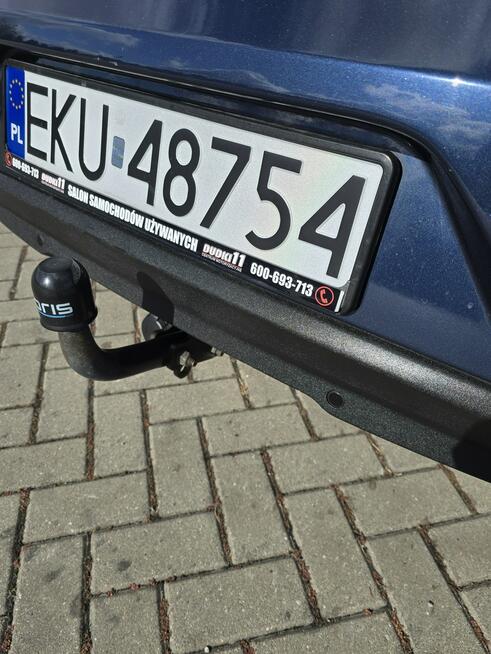 Volvo V40 1,6hdi Navigacja.Ledy.Tempomat.Parktronic.Hak.Okazja