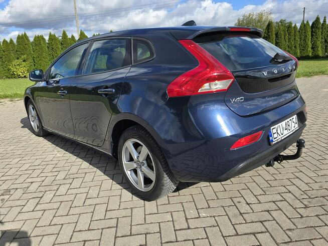 Volvo V40 1,6hdi Navigacja.Ledy.Tempomat.Parktronic.Hak.Okazja