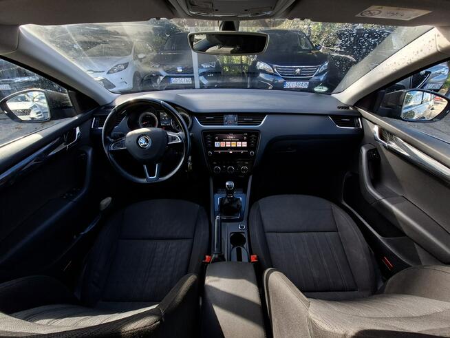 Škoda Octavia Klimatronic 2-stref, Podgrz. fotele, Hak, LED, PDC 2x, CarPlay