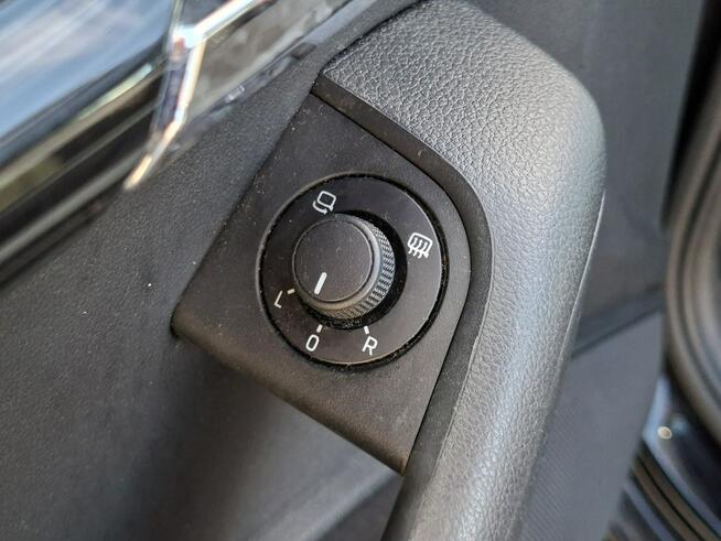 Škoda Octavia Klimatronic 2-stref, Podgrz. fotele, Hak, LED, PDC 2x, CarPlay