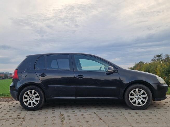 Volkswagen Golf 2004
