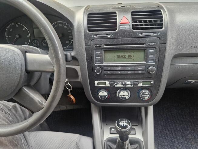 Volkswagen Golf 2004
