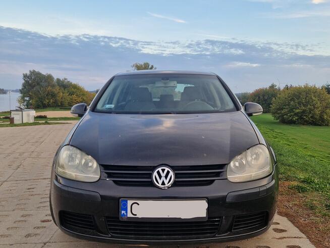 Volkswagen Golf 2004