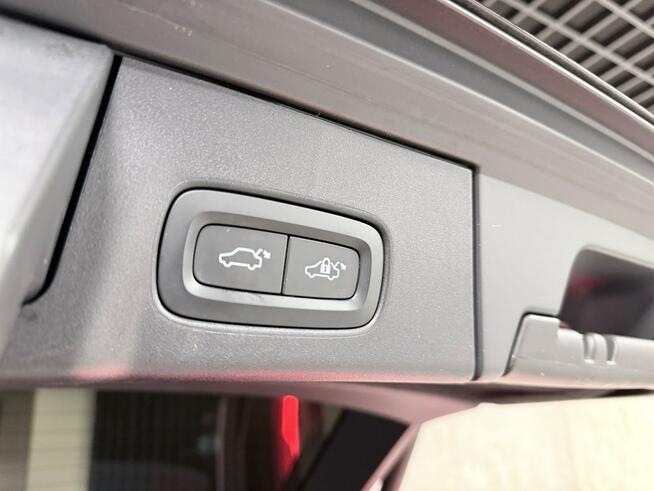 Volvo V90 2.0 D4 190KM*MOMENTUM PRO*Matrix*Dark Plus*Keyless*HARMAN KARDON