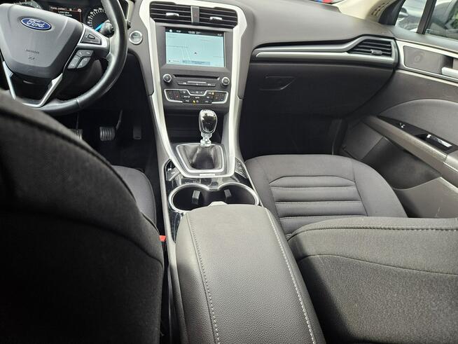 Ford Mondeo 1 właściciel / Nawigacja / Podgrzewane fotele / Klima