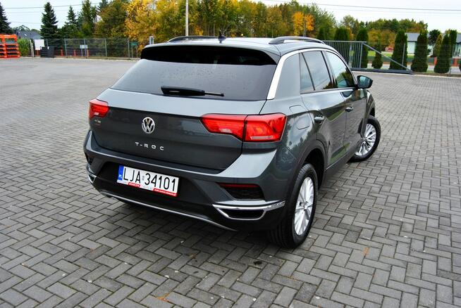 Volkswagen T-Roc APP CONNECT * LEDY * Grzane fotele * Park tronik * Zarejestrowany PL