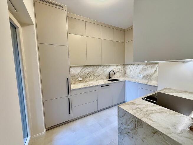 Niecała Nowy apartament 3-pokojowy 100 m² z tarasem 19 m² przy Ogrodzie Saskim