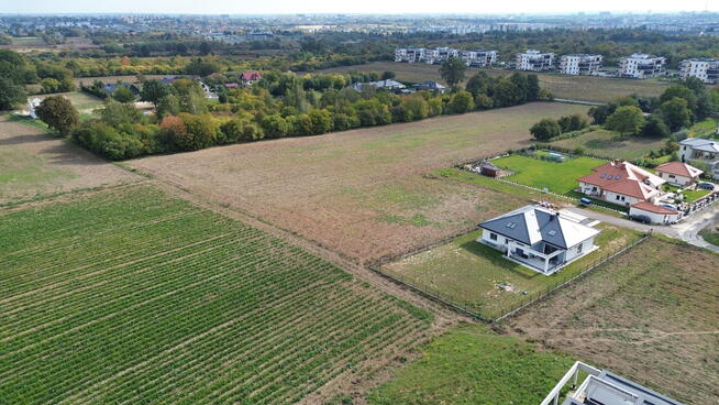 Działka, Sławinek, 24 ar, media