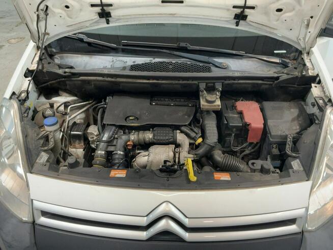 Citroen Berlingo Niski przebieg/Hak/Klimatyzacja/3 miejsca/Skrzydełka drzwi/Zarej.