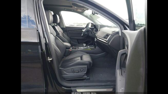 Audi Q5 PREMIUM PLUS / Quattro / niski przebieg