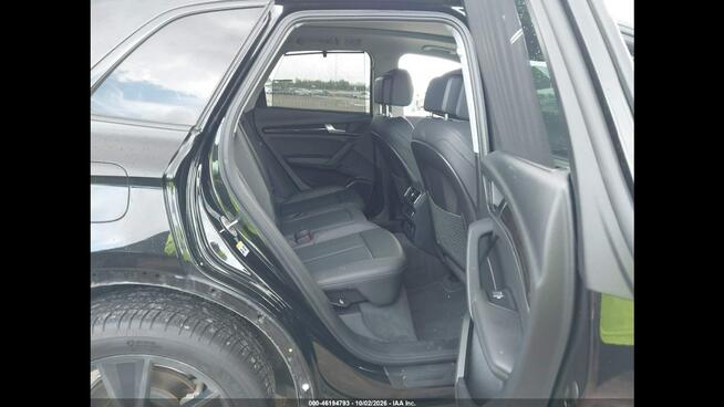 Audi Q5 PREMIUM PLUS / Quattro / niski przebieg