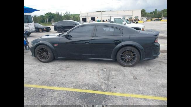 Dodge Charger SCAT PACK / WIDEBODY / HEMI / niski przebieg