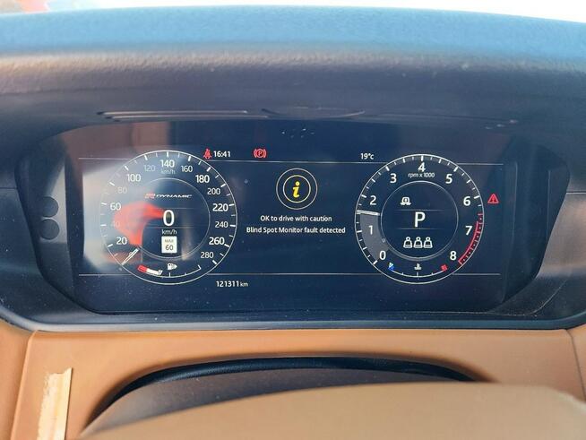Land Rover Range Rover VELAR R-Dynamic S / AWD / niski przebieg