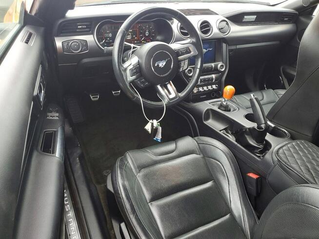 Ford Mustang Wersja GT / Manual / 5.0 V8