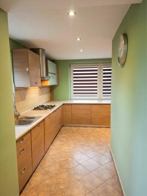 DUŻY DOM WOLNOSTOJĄCY W KOBYŁCE | 6 pokoi | 700 m² działki