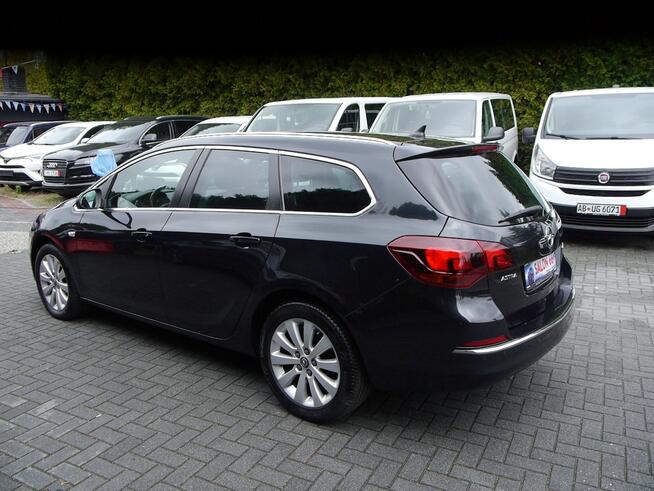 Opel Astra 1.6 Xenon Navi Skóra Stan b.dobry Bezwypadkowy Gwarancja 12m z Niemiec