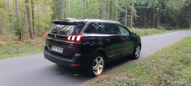 Peugeot 5008 2017