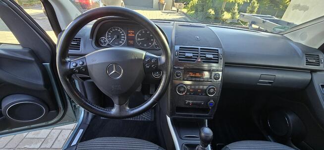 Mercedes-Benz 200