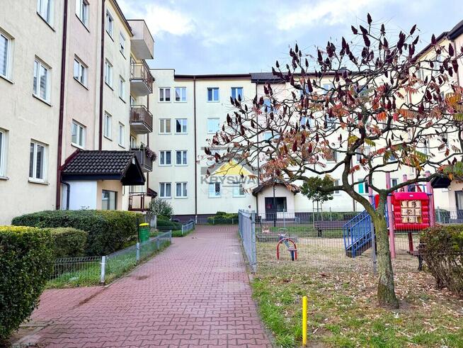 2 pokoje, balkonl. blok z 2004 roku