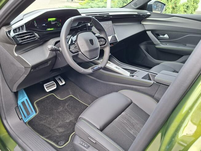 Peugeot 408 GT FLARE GREEN Szklany Dach/Kamery 360/Alcantara/Pakiet Bezpieczeństwo