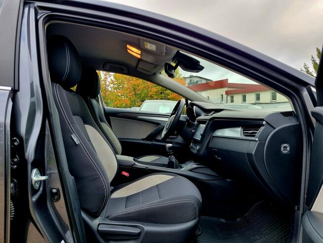 Toyota Avensis Lift Serwis LED Kamera Climatronic Bluetooth Tempomat Gwarancja!