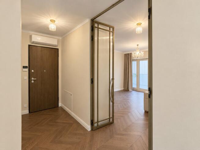 Niecała Nowy apartament 3-pokojowy 100 m² z tarasem 19 m² przy Ogrodzie Saskim