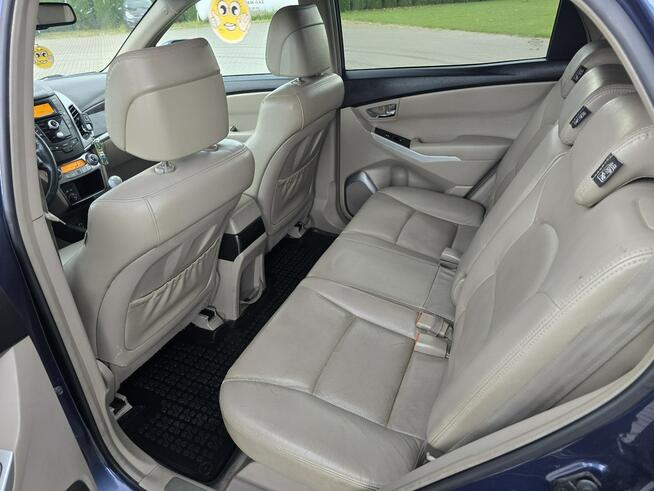 SsangYong Korando 2,0diesel 4x4.Hak.Skóry.Podg.Fotele.Tempomat.El.Fotele.Ledy.OKAZJA