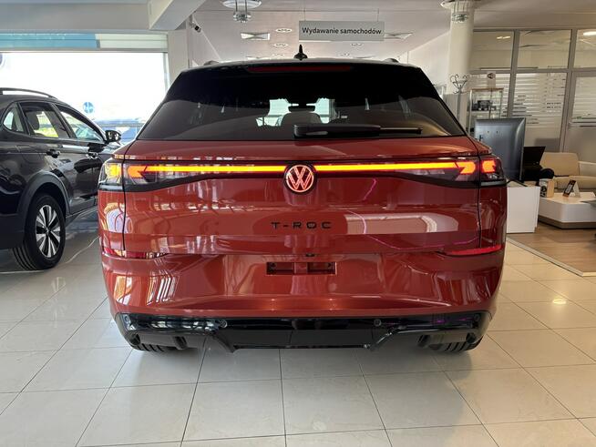 Volkswagen T-Roc R-Line 1.5 eTSI 150KM automat DSG Reflektory IQ. Light Led Matrix Tech