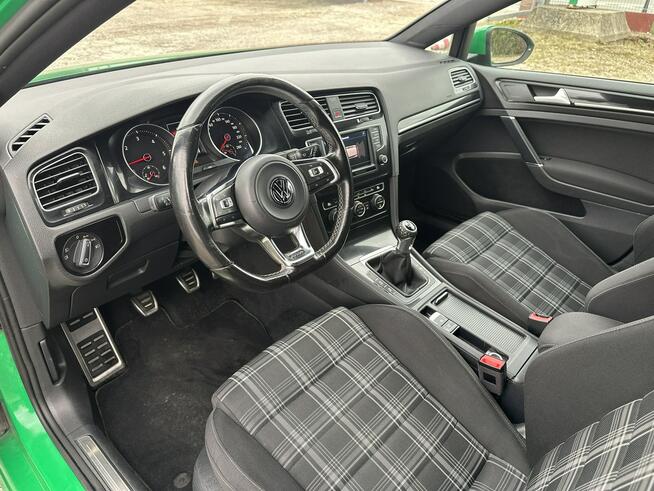 Volkswagen Golf 2017