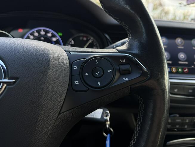 Opel Insignia krajowy rok 2022 automat