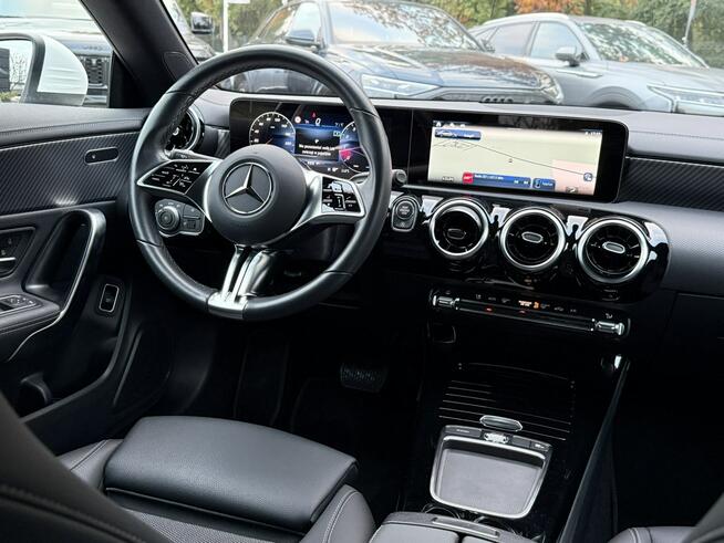 Mercedes-Benz Pozostałe 2024