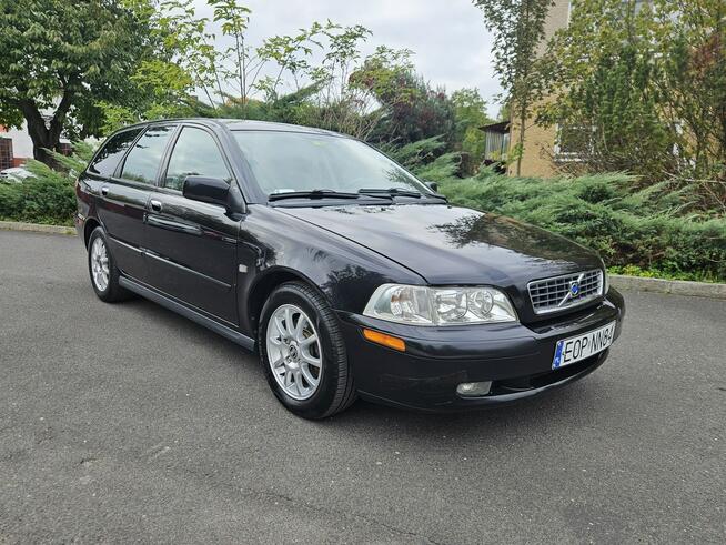 Volvo V40 2003