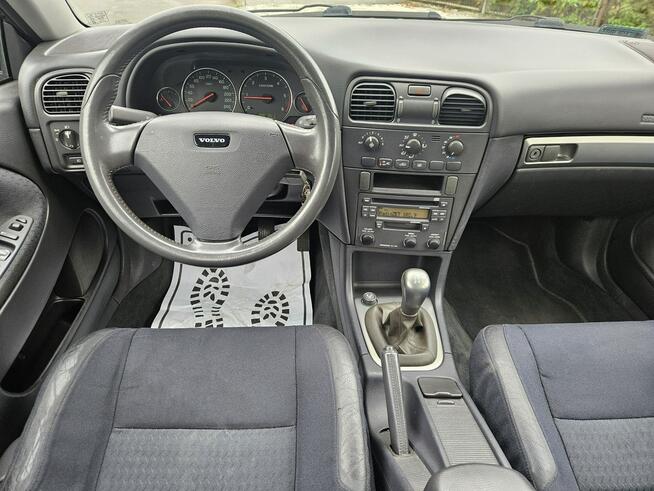 Volvo V40 2003