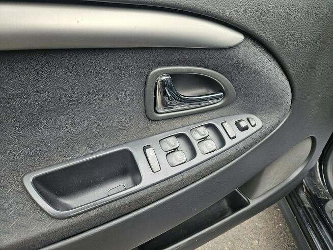 Volvo V40 2003