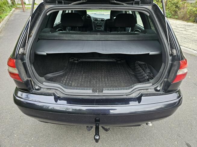Volvo V40 2003