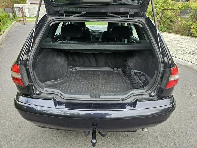 Volvo V40 2003
