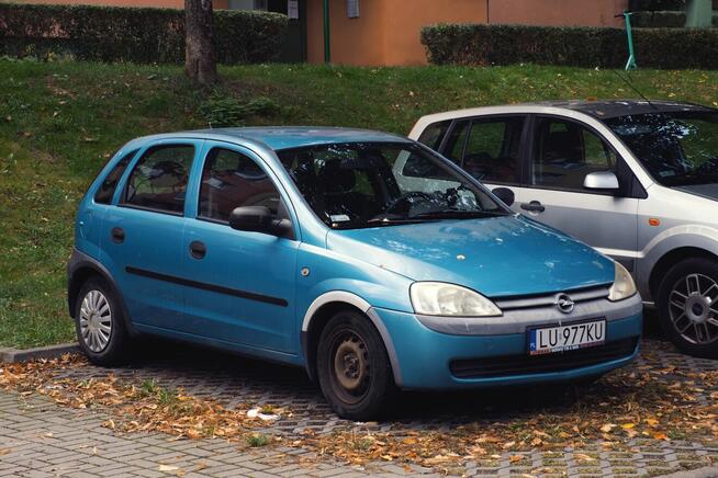 Opel Corsa C 1.0 benzyna 2001 — przegląd do 03.2027, wahacze