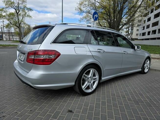Mercedes-Benz E-klasa 2011