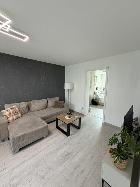 2 pokoje | 46 m² | Generalny remont | 1. piętro | Balkon