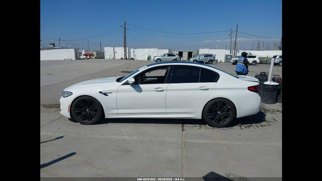 BMW M5 2021