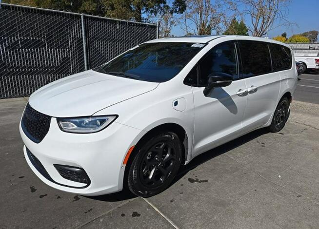 Chrysler Pacifica