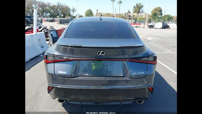 Lexus IS 2021