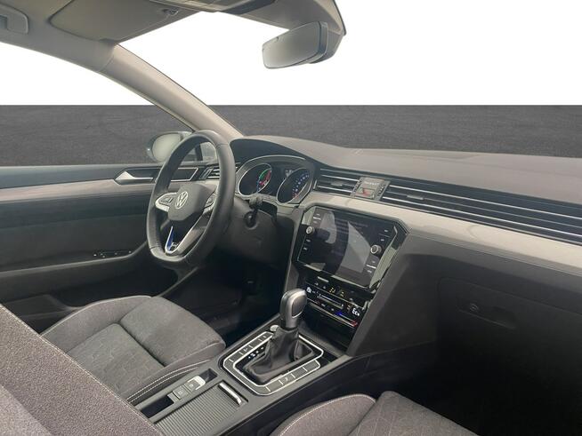 Volkswagen Passat 2022