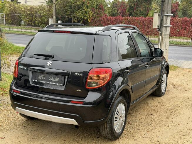 Suzuki SX4 2011