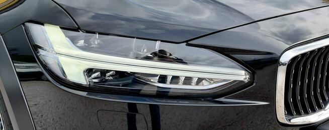 Volvo V90 Cross Country 2023