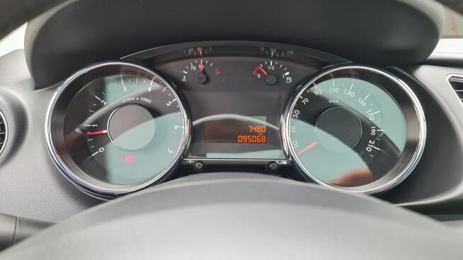 Peugeot 3008 2012