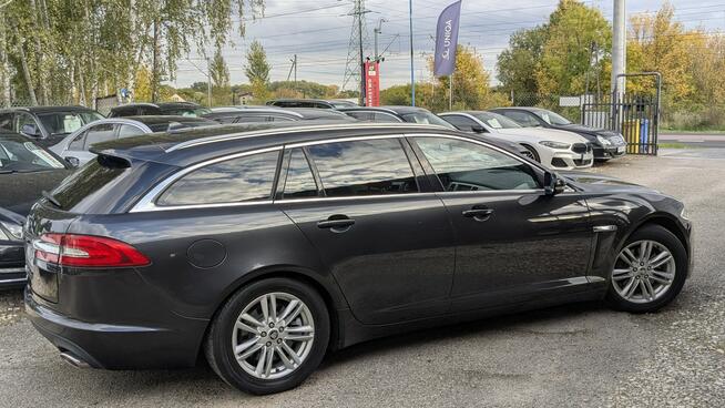 Jaguar XF 2012
