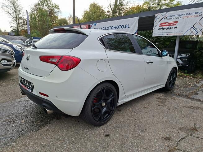 Alfa Romeo Giulietta Quadrifoglio Verde, Klimatronic, DNA, Bi-Xenon, PDC, 2 kpl. kół, BOSE