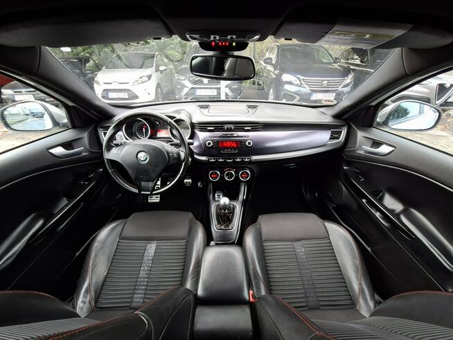 Alfa Romeo Giulietta Quadrifoglio Verde, Klimatronic, DNA, Bi-Xenon, PDC, 2 kpl. kół, BOSE